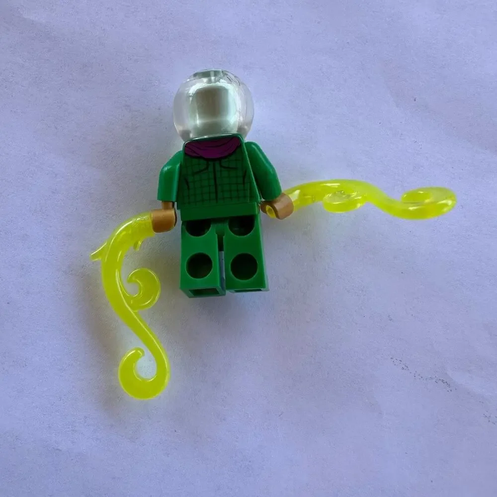 Lego Spider-Man Spider Gwen &  Mysterio Minifigures